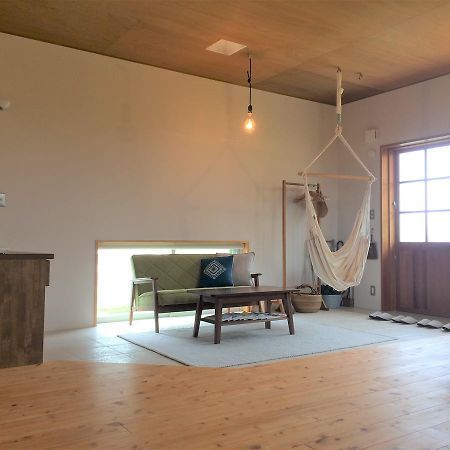Sumica Bed and Breakfast Okinawa Eksteriør billede